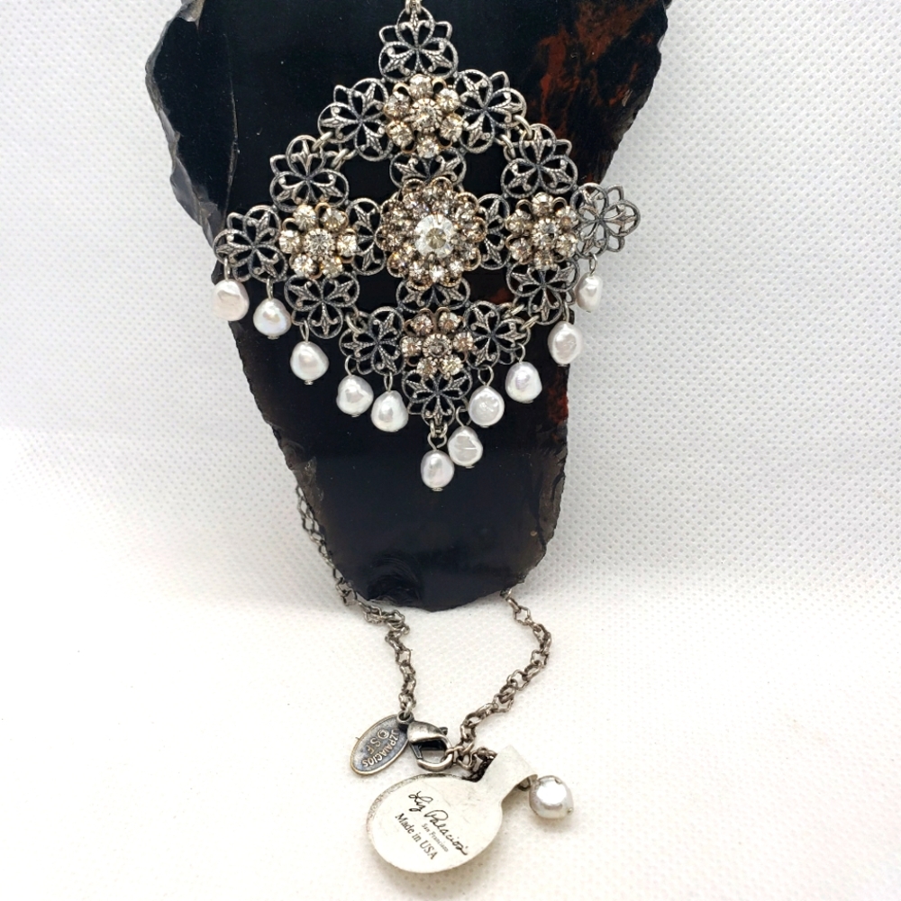 A189 Liz Palacios vtg rare necklace Maltese cross pendant with Swarovski crystal